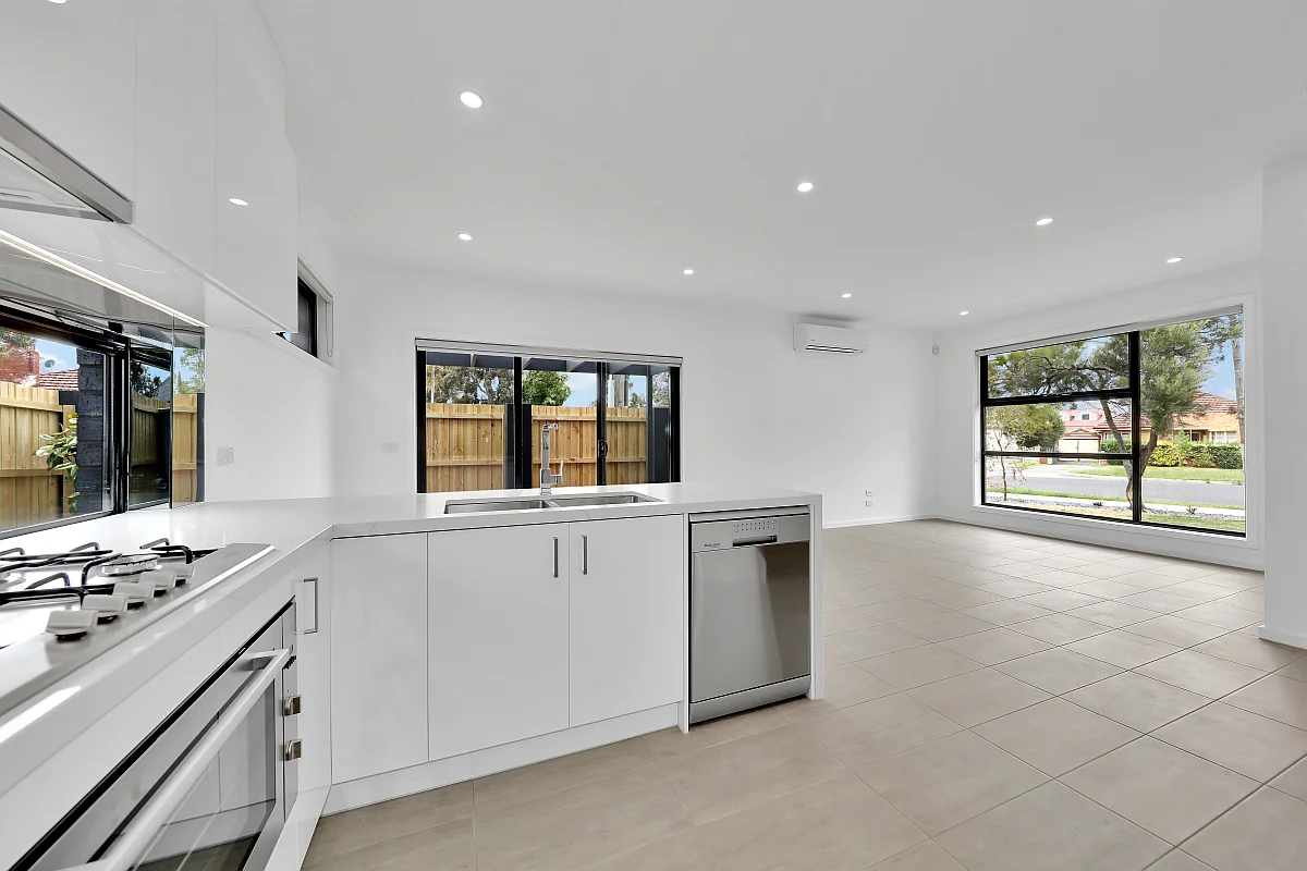 Additional image 3 of 18 Rosshire Road, Newport VIC 3015