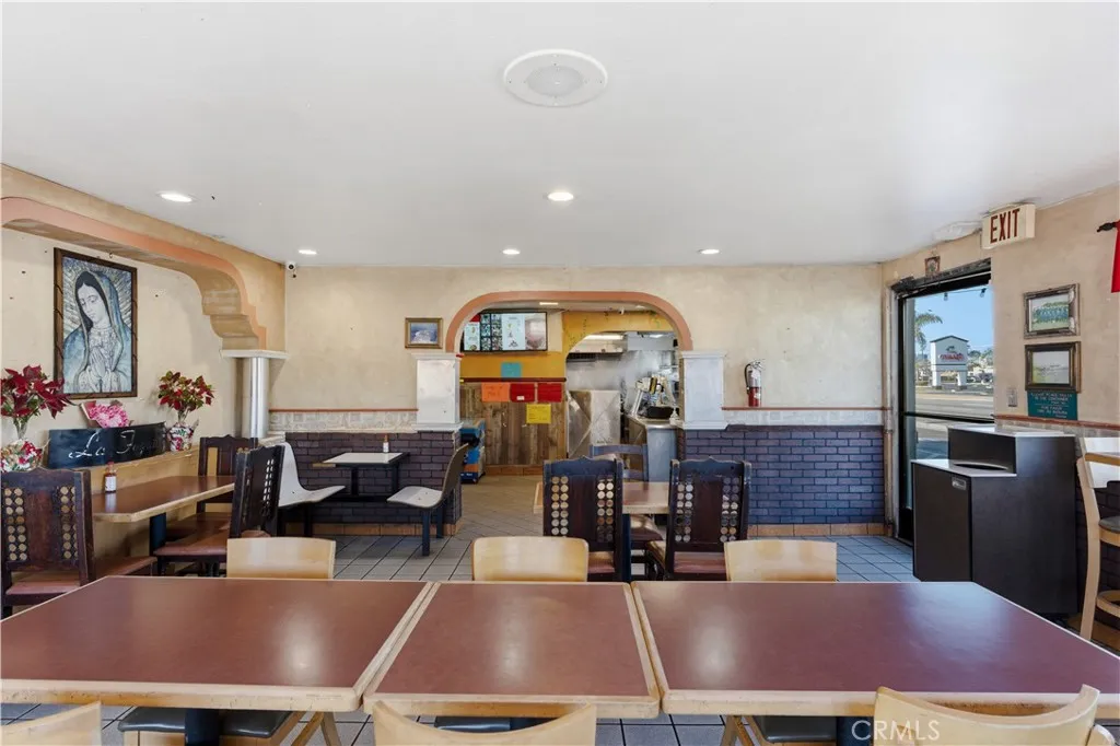 Additional image 61 of 3350 Saviers Rd, Oxnard, CA 93033