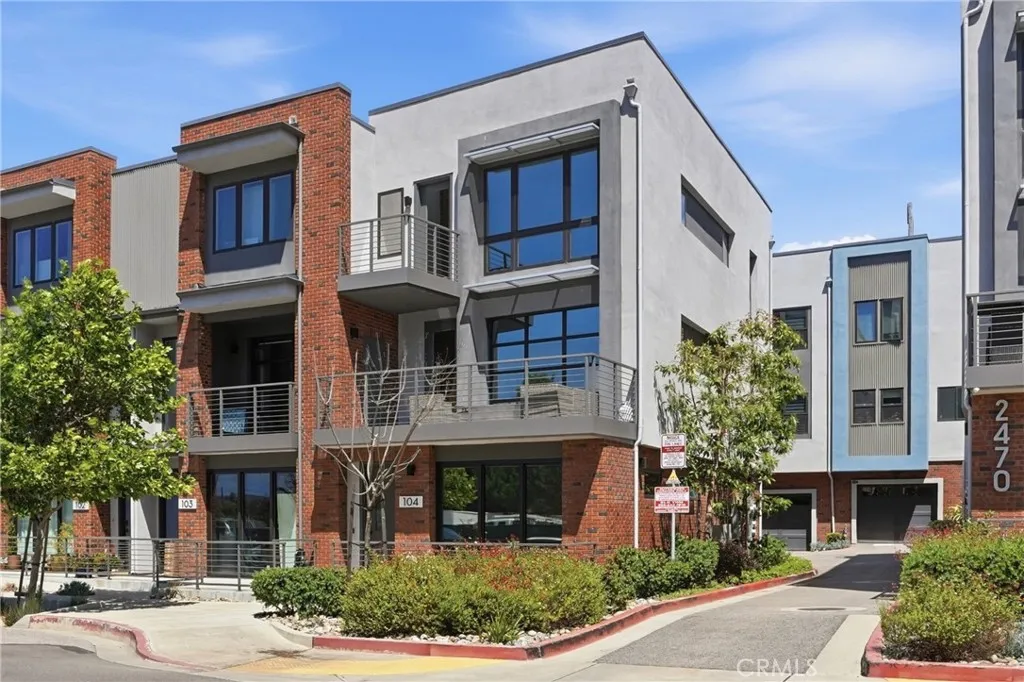 Additional image 3 of 2460 Victoria Ave Unit 104, San Luis Obispo, CA 93401