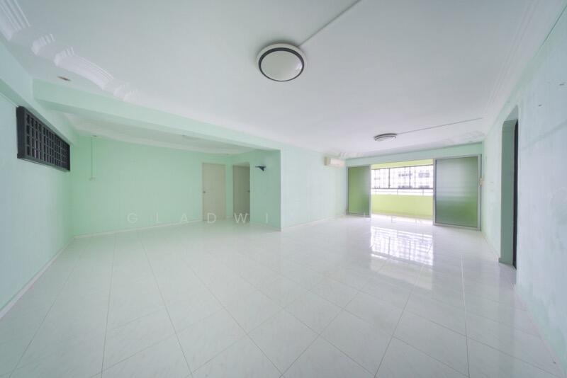 222 Pasir Ris Street 21