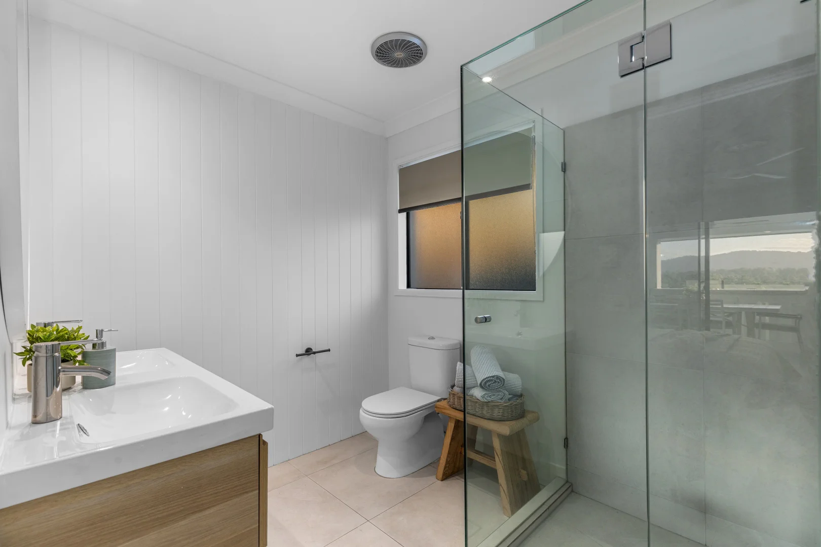 Additional image 24 of 2/29 Helensvale Road, Helensvale QLD 4212