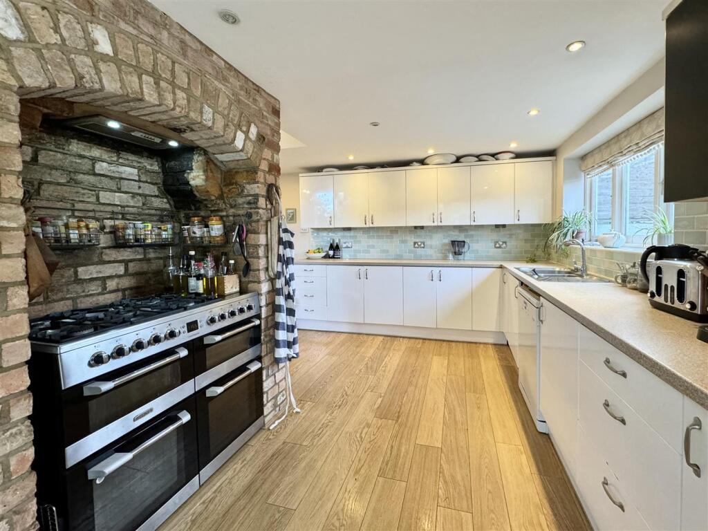 Additional image 6 of Bournemouth Road, Lower Parkstone, Poole