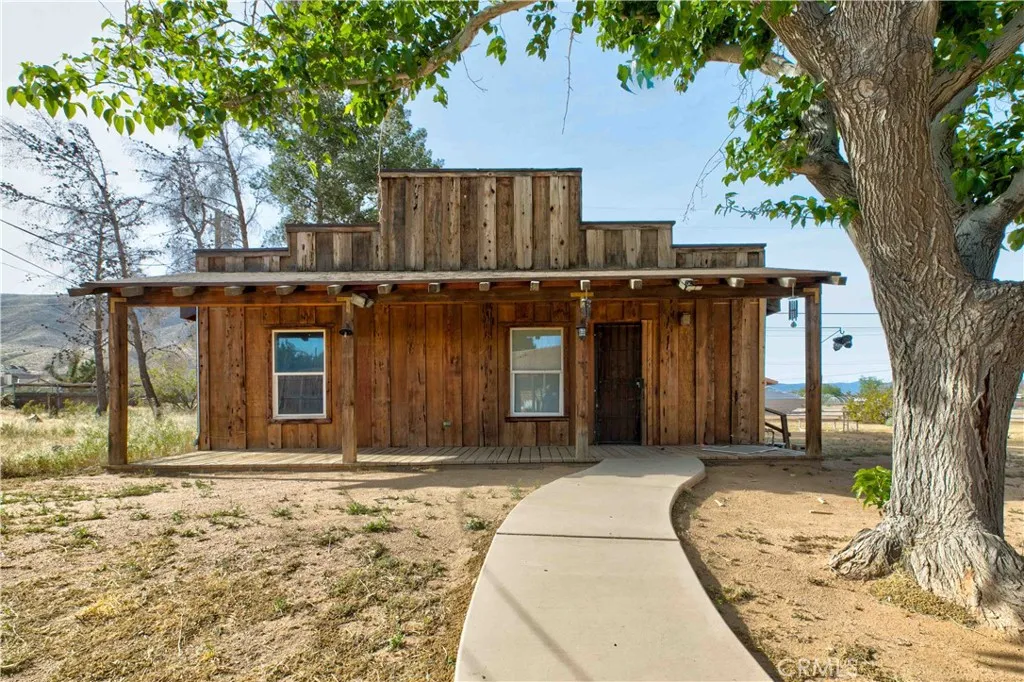 Additional image 140 of 9473 Juniper St, Apple Valley, CA 92308