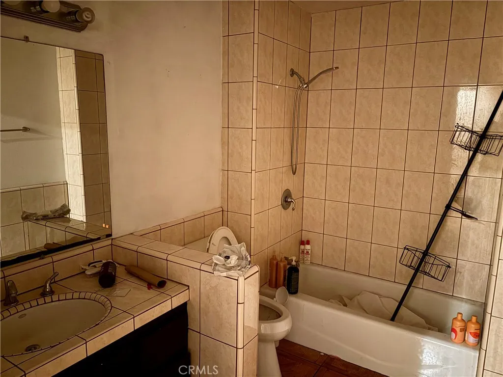 Additional image 51 of 1042 W Mcfadden, Santa Ana, CA 92707