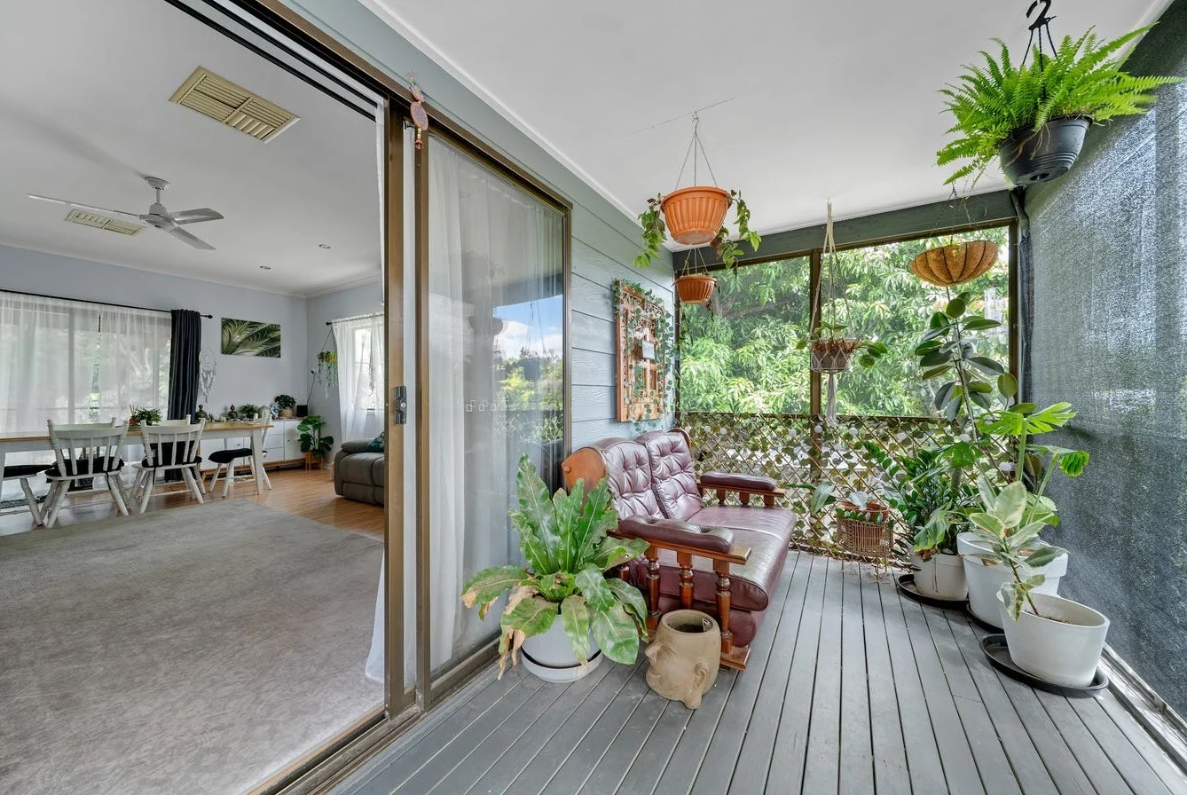 22 Bonython Drive, Emerald QLD 4720 photo 2