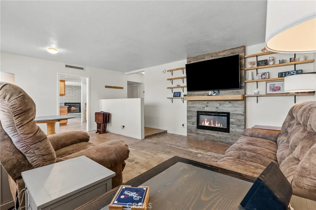 Additional image 23 of 3521 E Avenue T4, Palmdale, CA 93550