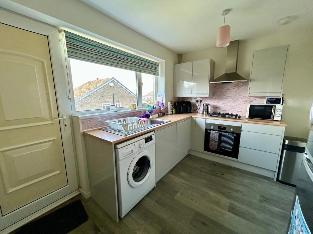 Cherry Tree Rise, Long Lee, Keighley, BD21 photo 4