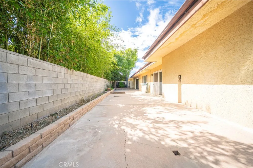 Additional image 89 of 8120 Canby Ave #6, Reseda, CA 91335