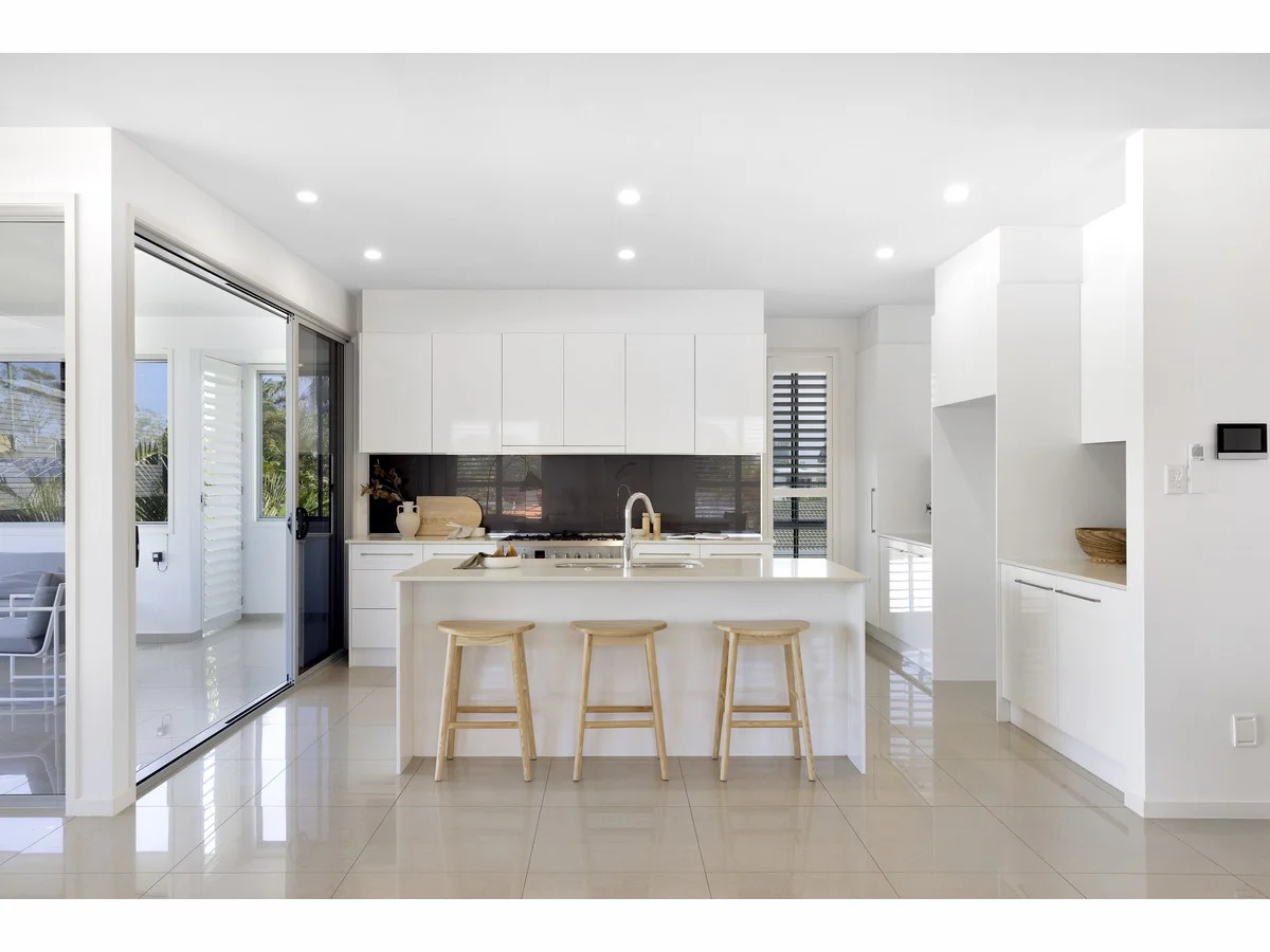 Additional image 7 of 9 Chant Street, Broadbeach Waters QLD 4218