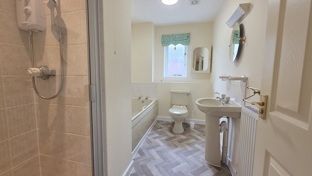 Additional image 7 of 5 bed detached house for saleMerestone Close, Southam CV47