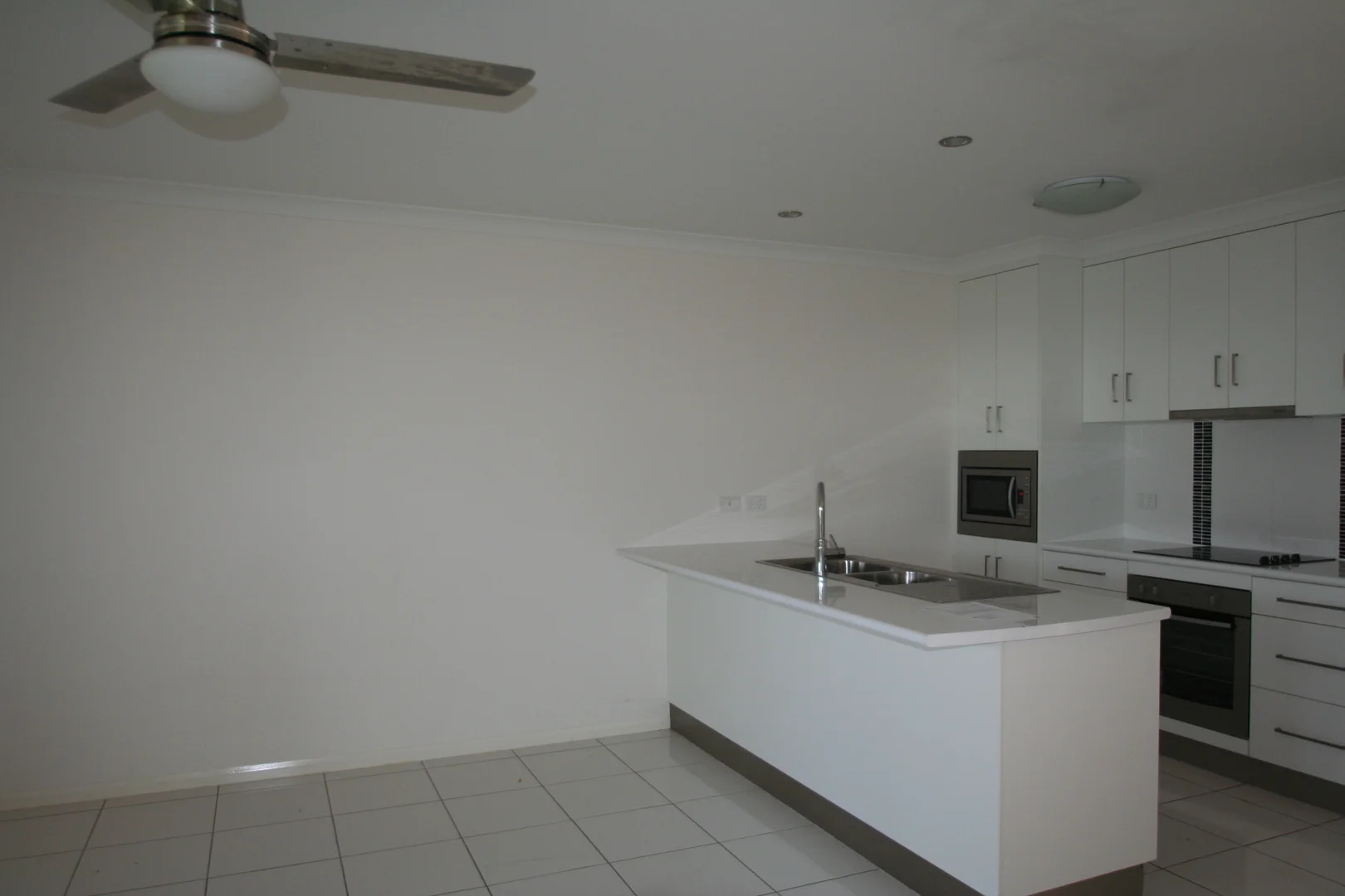 Additional image 4 of 3/29 Scenic Drive, Emerald QLD 4720