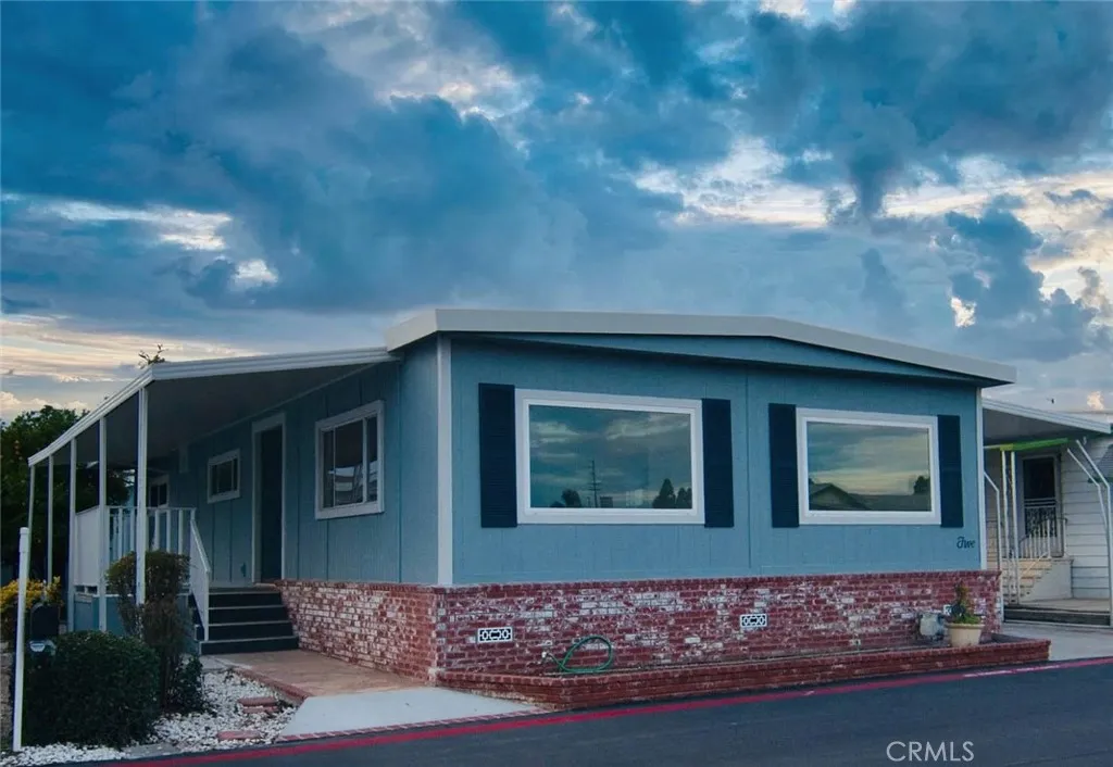 Additional image 2 of 9850 Garfield Avenue Unit 5, Huntington Beach, CA 92646