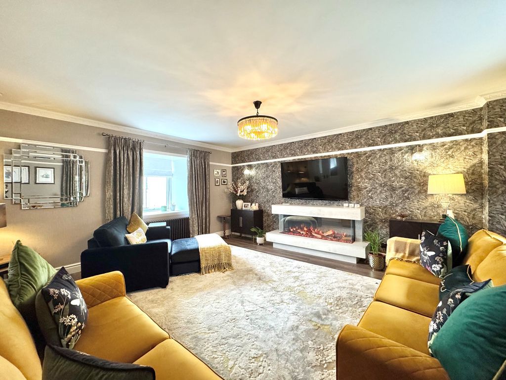 Additional image 14 of 4 bed country house for sale2 East Wardlaw Farm, Grassyards Road, Kilmarnock KA3