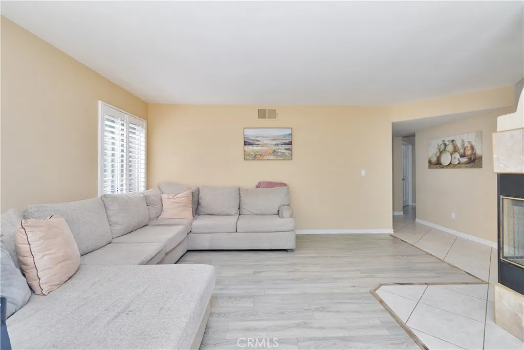 Additional image 24 of 1212 Date Palm Dr, Palmdale, CA 93551