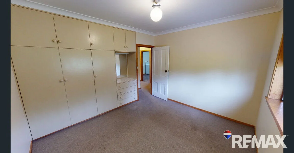 87 Lord Street, Junee NSW 2663 photo 5