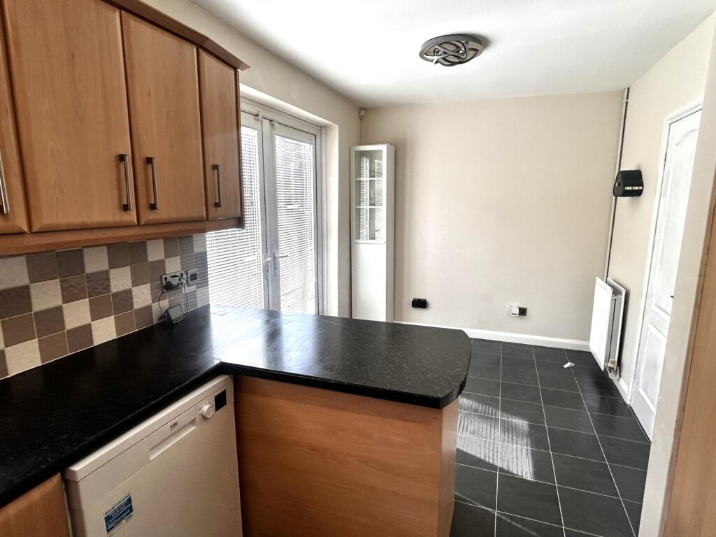 Additional image 6 of Englefield Crescent, Holmewood, Bradford, West Yorkshire, BD4