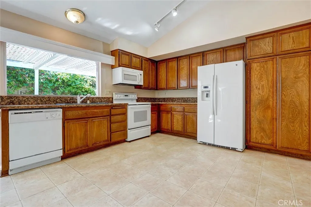 Additional image 3 of 11500 Yolanda Ave, Porter Ranch, CA 91326