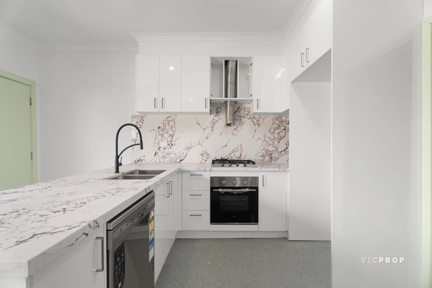 Additional image 3 of 2/59 View Street, St Albans VIC 3021