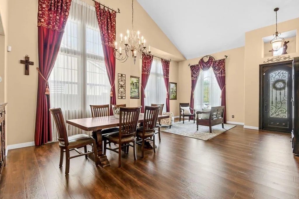 Additional image 13 of 743 N Valley View Dr, Chula Vista, CA 91914