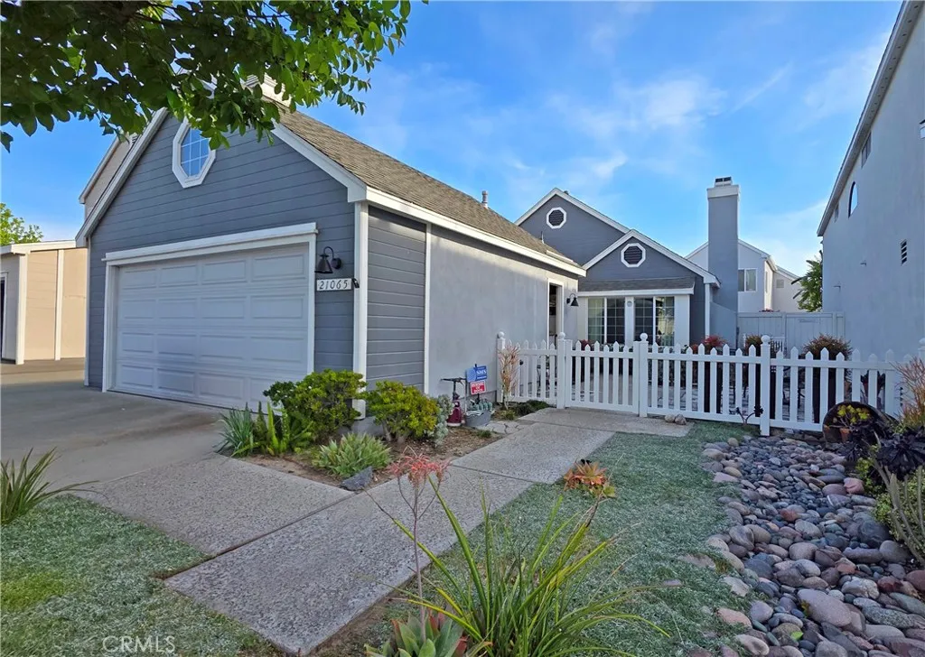 21065 Carob Ln, Mission Viejo, CA 92691