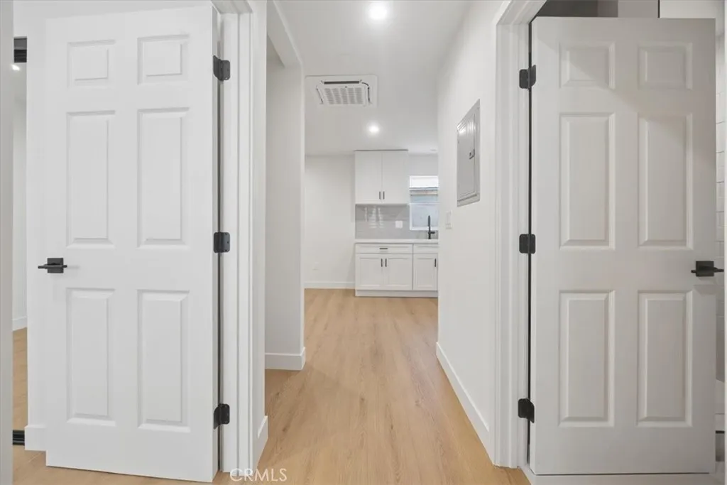 Additional image 89 of 1154 W 67th St, Los Angeles, CA 90044