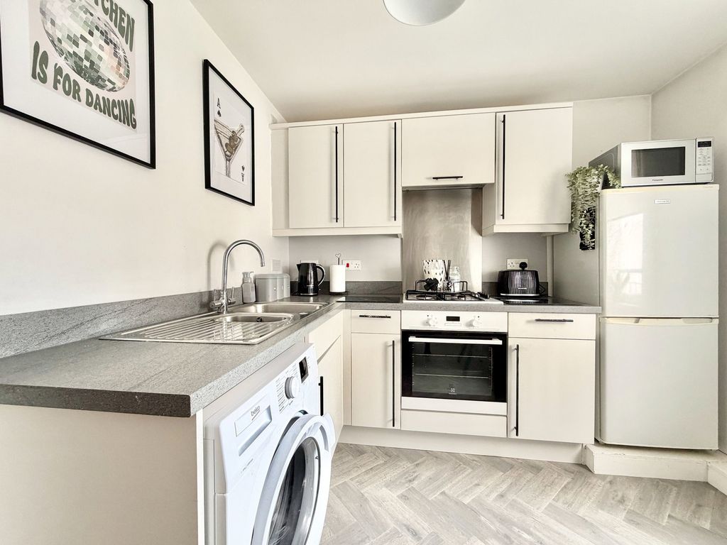 Additional image 9 of 2 bed flat for saleCrookston Court, Larbert FK5