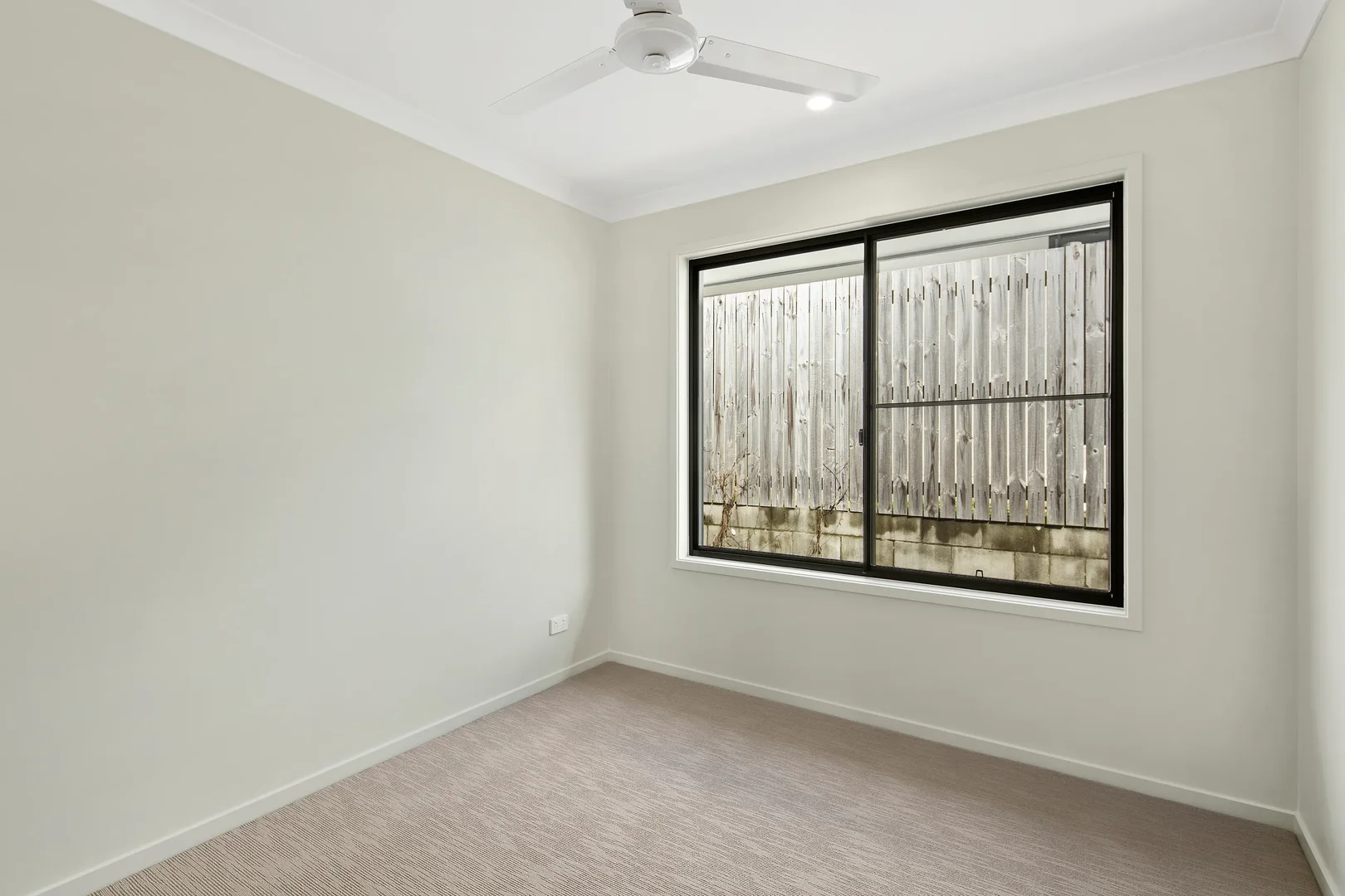 Additional image 3 of 12 Sunset Drive, Jubilee Pocket QLD 4802