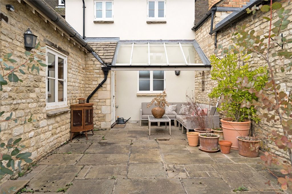 Additional image 29 of 5 bed terraced house for saleSt. Peters Street, Stamford, Lincolnshire PE9