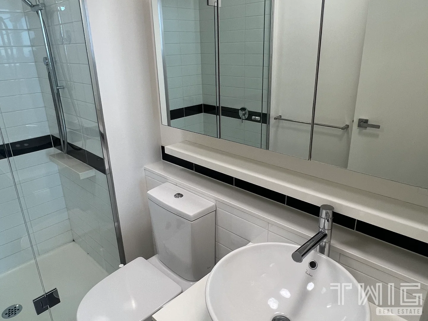 Additional image 12 of 2413/350 William Street, Melbourne VIC 3000