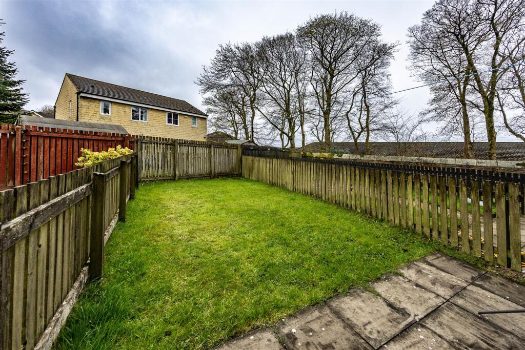 Additional image 25 of Yateholm Drive, Bradford