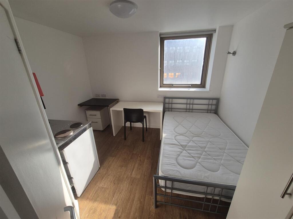 Bills Included, Self Contained Studio