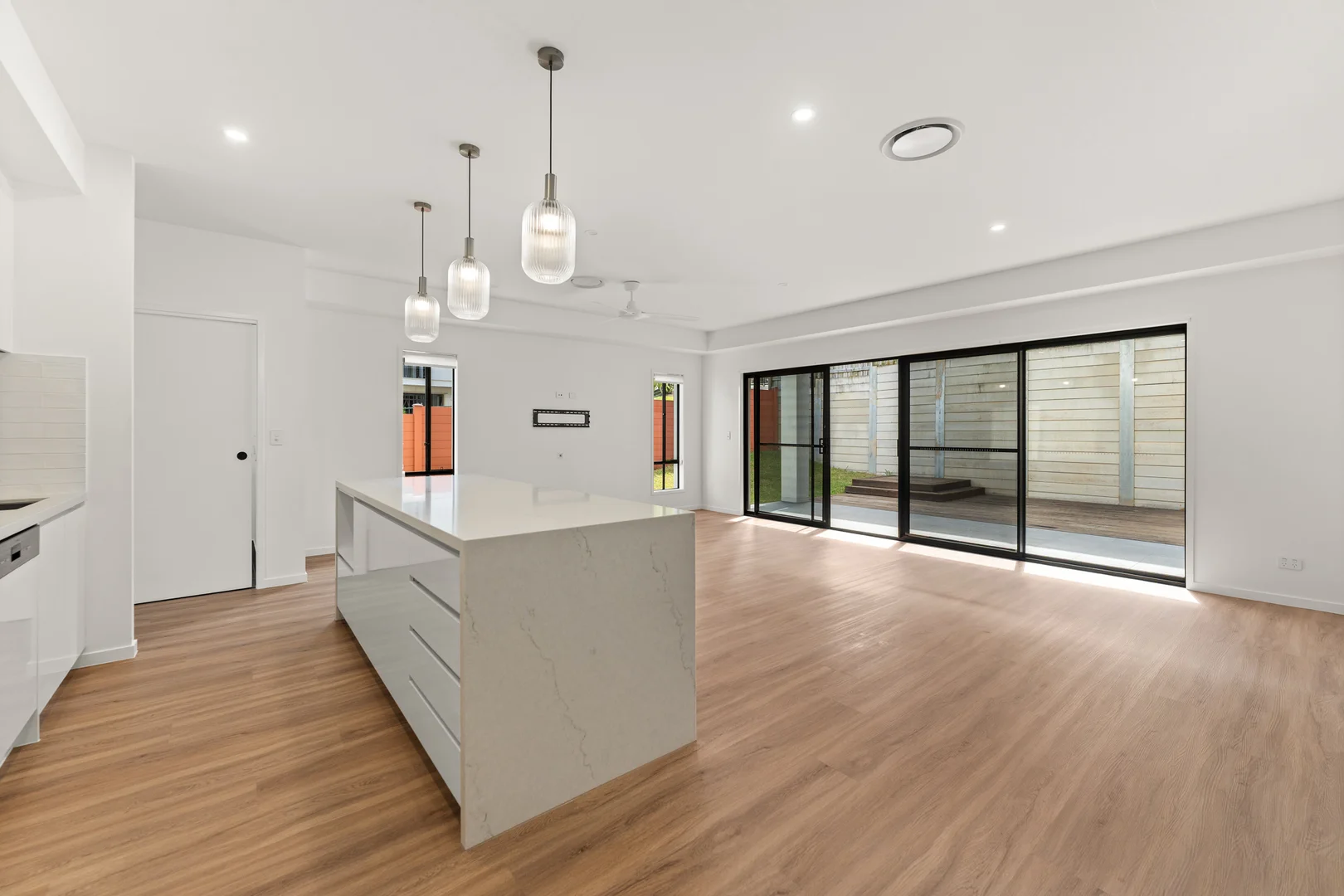 Additional image 3 of 2 Maple Court, Arundel QLD 4214