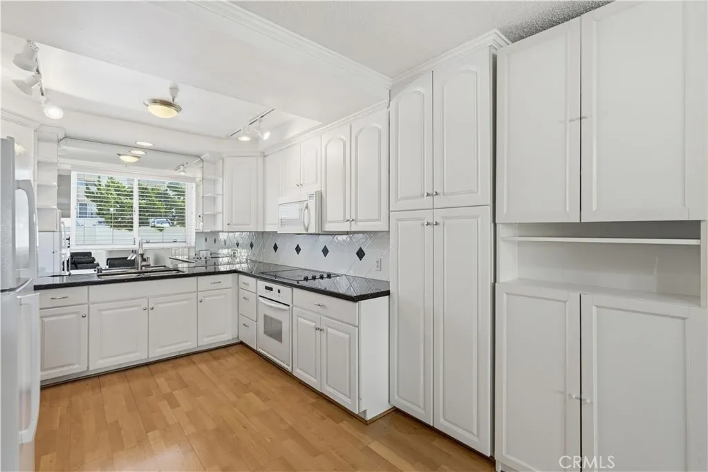 Additional image 5 of 29641 S Western Ave S Unit 211, Rancho Palos Verdes, CA 90275