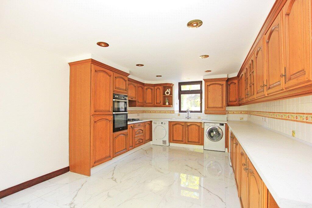 1 The Stables, Carla Beck Lane, Carleton, Skipton, BD23 3BU photo 3