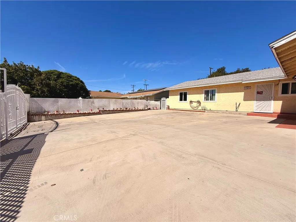 12471 Claretta St, Pacoima, CA 91331