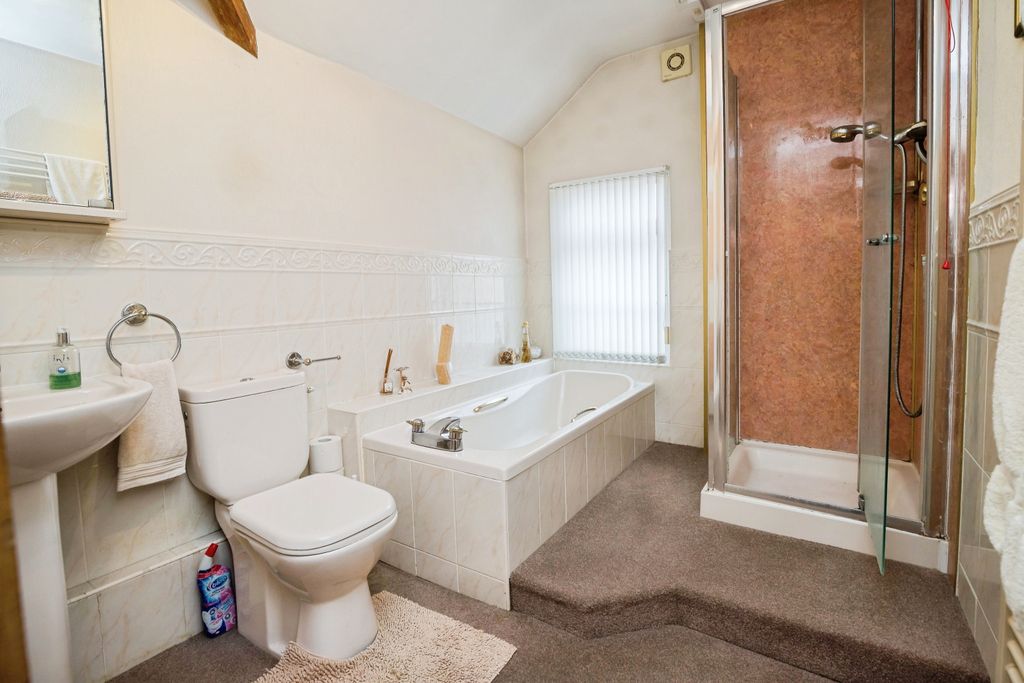 Additional image 13 of 3 bed semi-detached house for saleThe Nook, Chester CH2