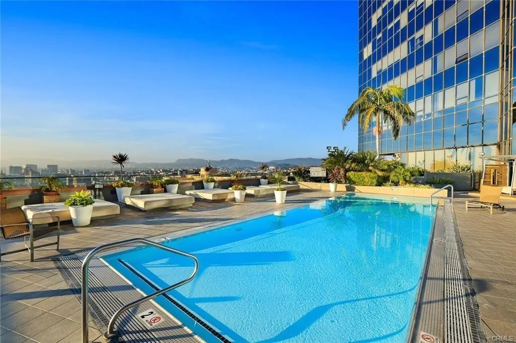 Additional image 24 of 1100 Wilshire Blvd Unit 2707, Los Angeles, CA 90017