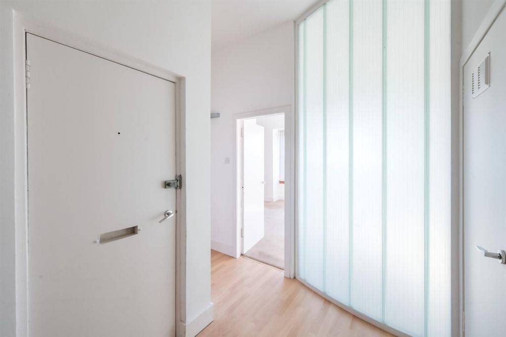 Additional image 23 of 2 bed flat for sale5B Bridge Street, Dollar FK14