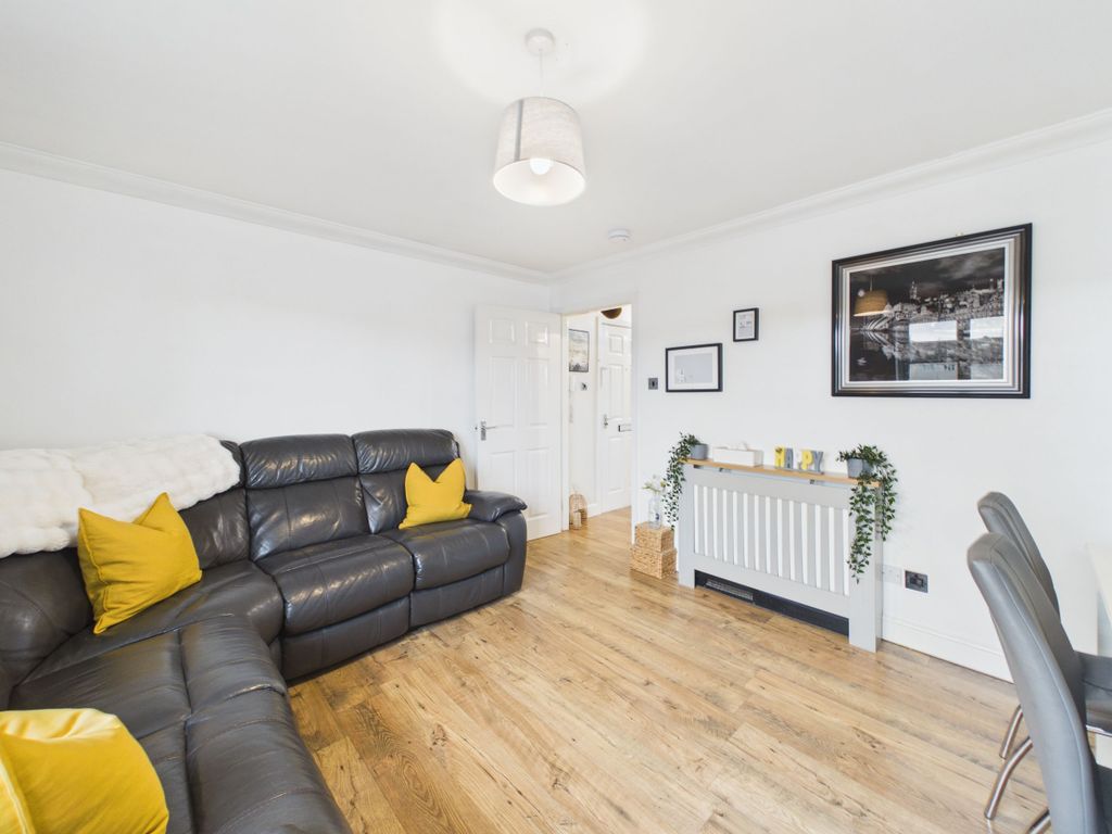 Additional image 4 of 3 bed flat for saleWest Wellhall Wynd, Hamilton ML3