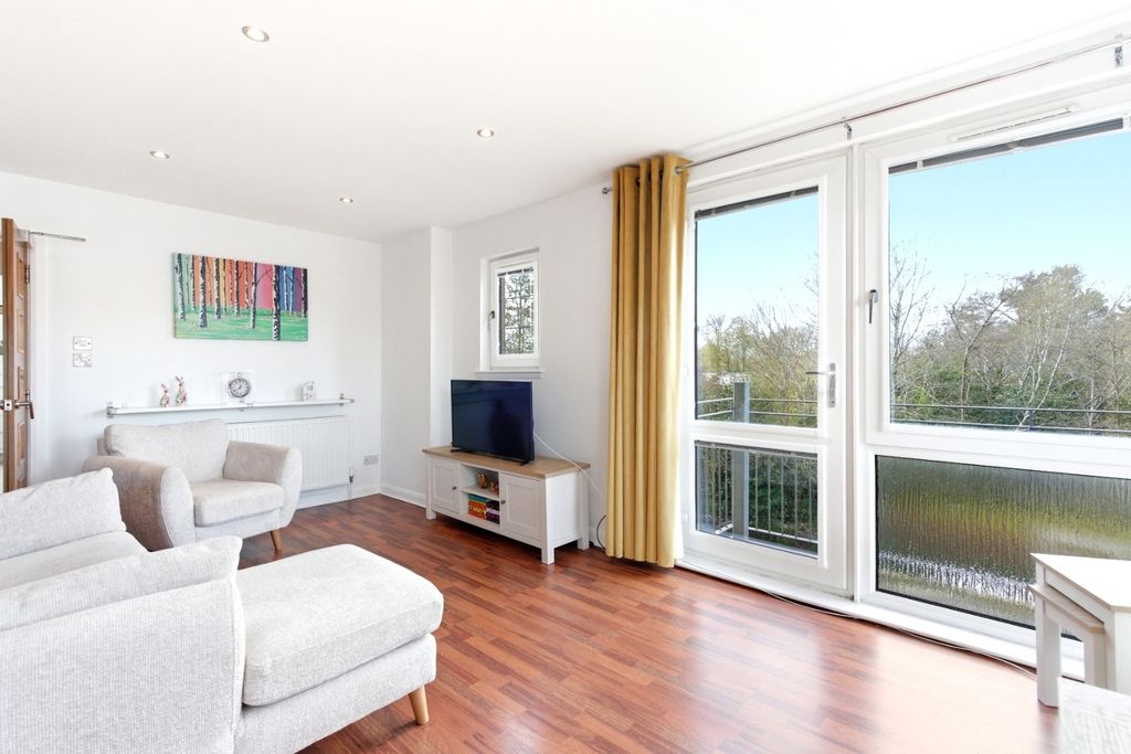 Additional image 3 of 2 bed flat for saleKaims Terrace, Livingston EH54