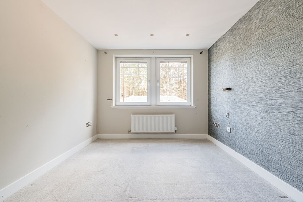 Additional image 6 of 2 bed flat for sale125 Eagles View, Livingston EH54