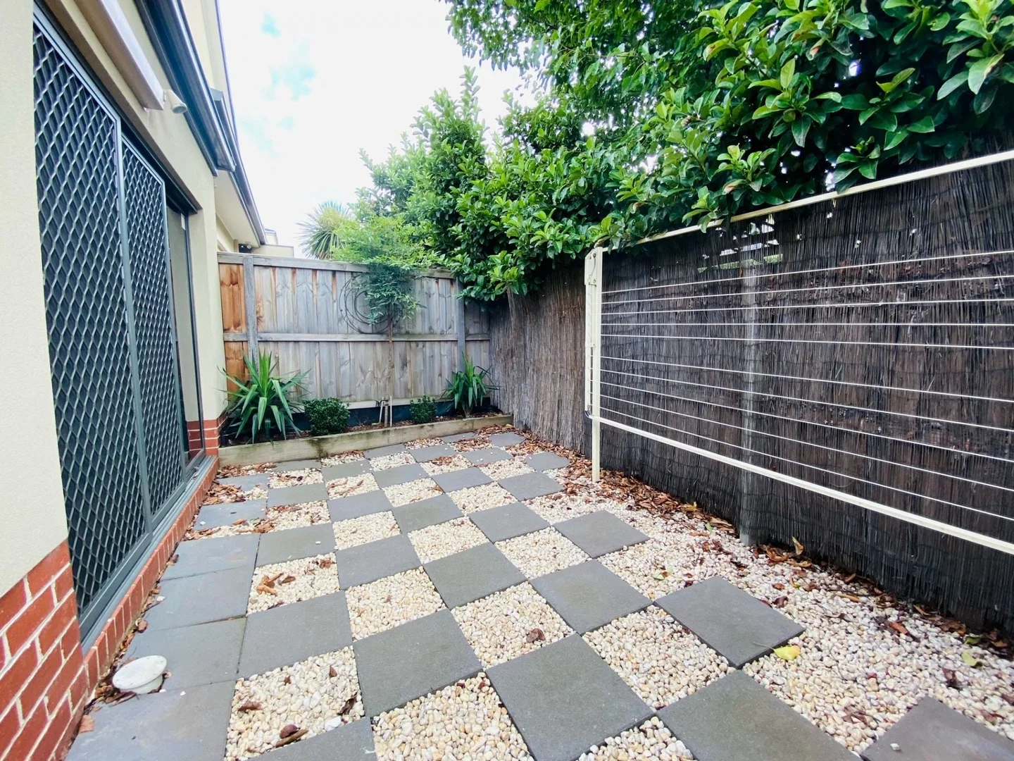 Additional image 5 of 2/46-48 Bulla Road, Strathmore VIC 3041