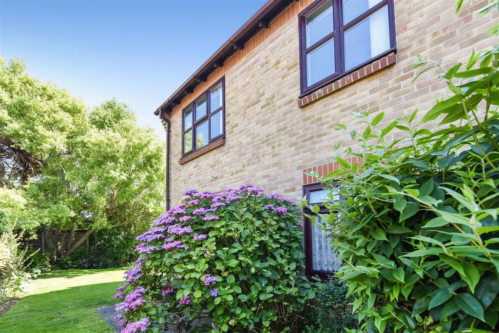 Additional image 16 of 2 bed flat for saleWindmill Court, East Wittering, Chichester PO20