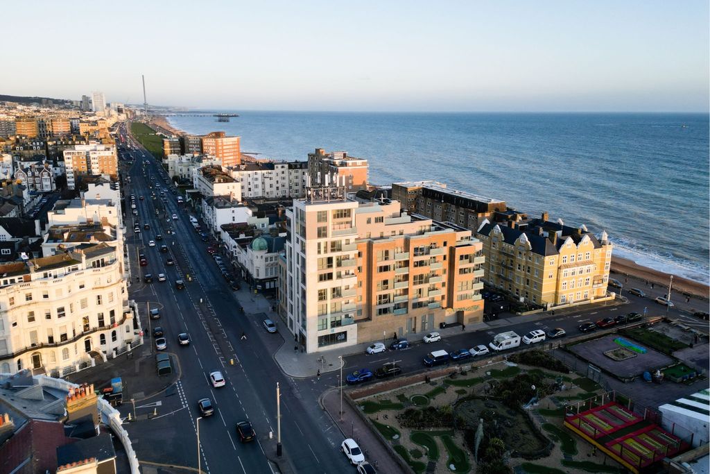 Additional image 29 of 3 bed flat for saleKingsway, Hove BN3