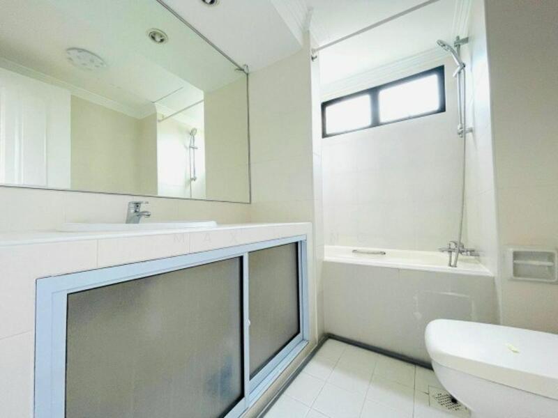 361 Holland Road photo 4