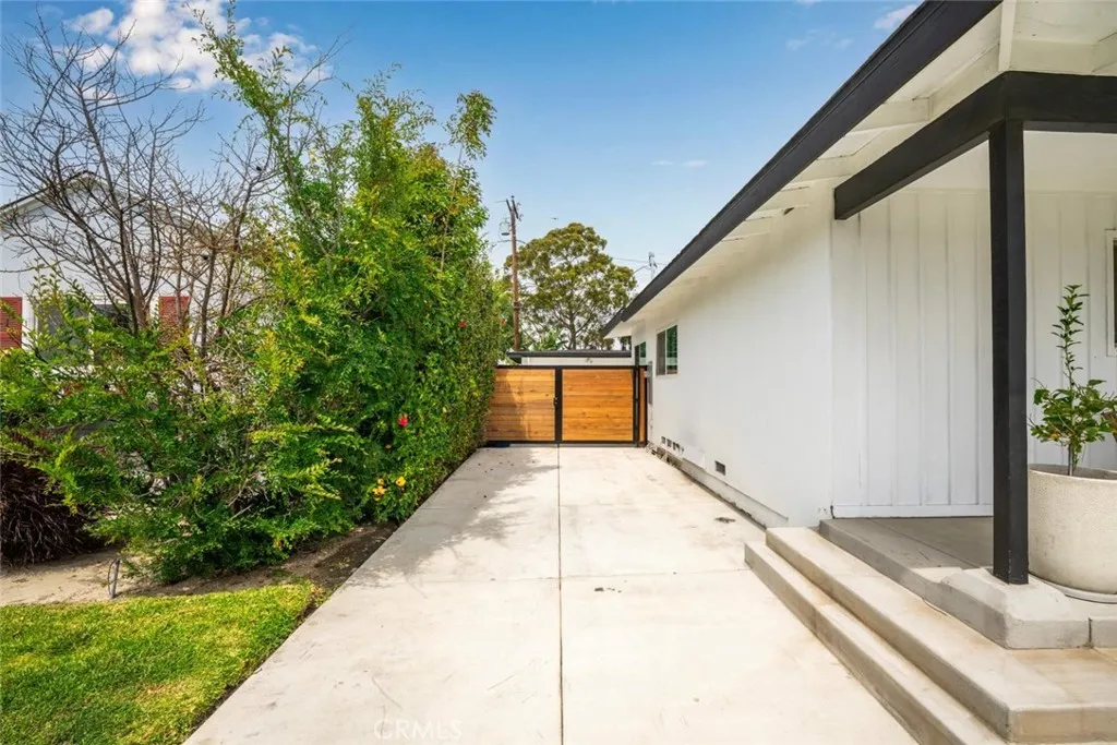 Additional image 48 of 6135 E 23rd Street, Long Beach, CA 90815