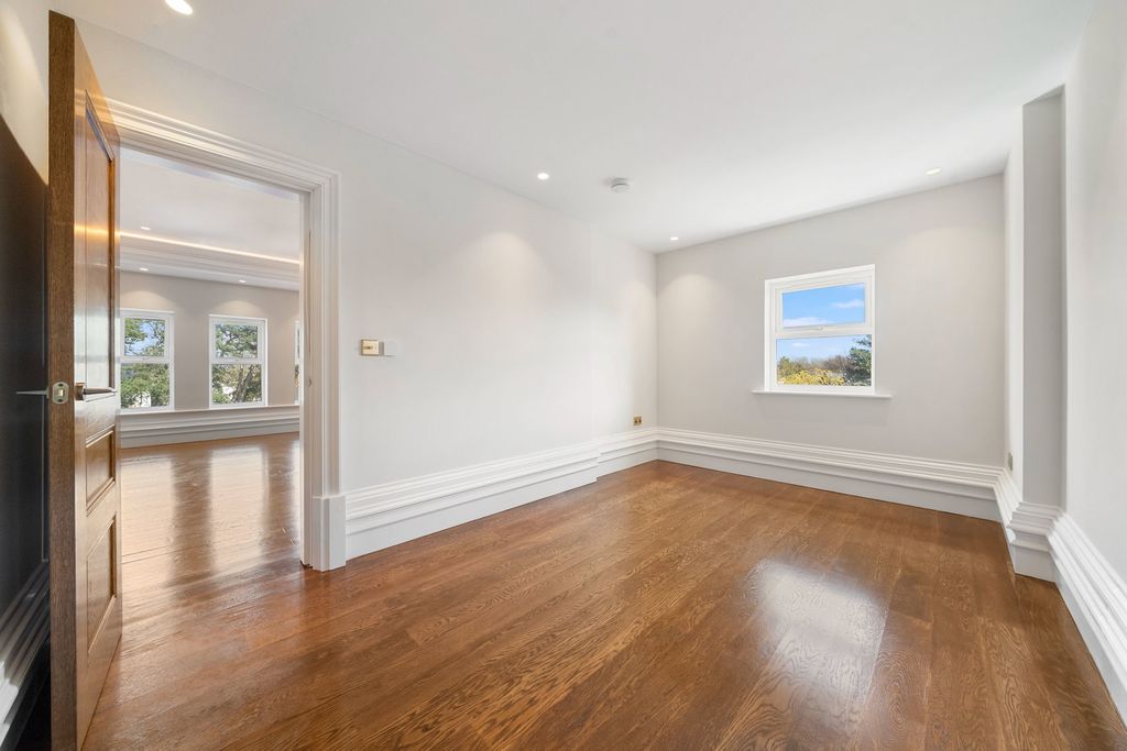 Additional image 22 of 3 bed flat for saleVictoria Road, Formby L37