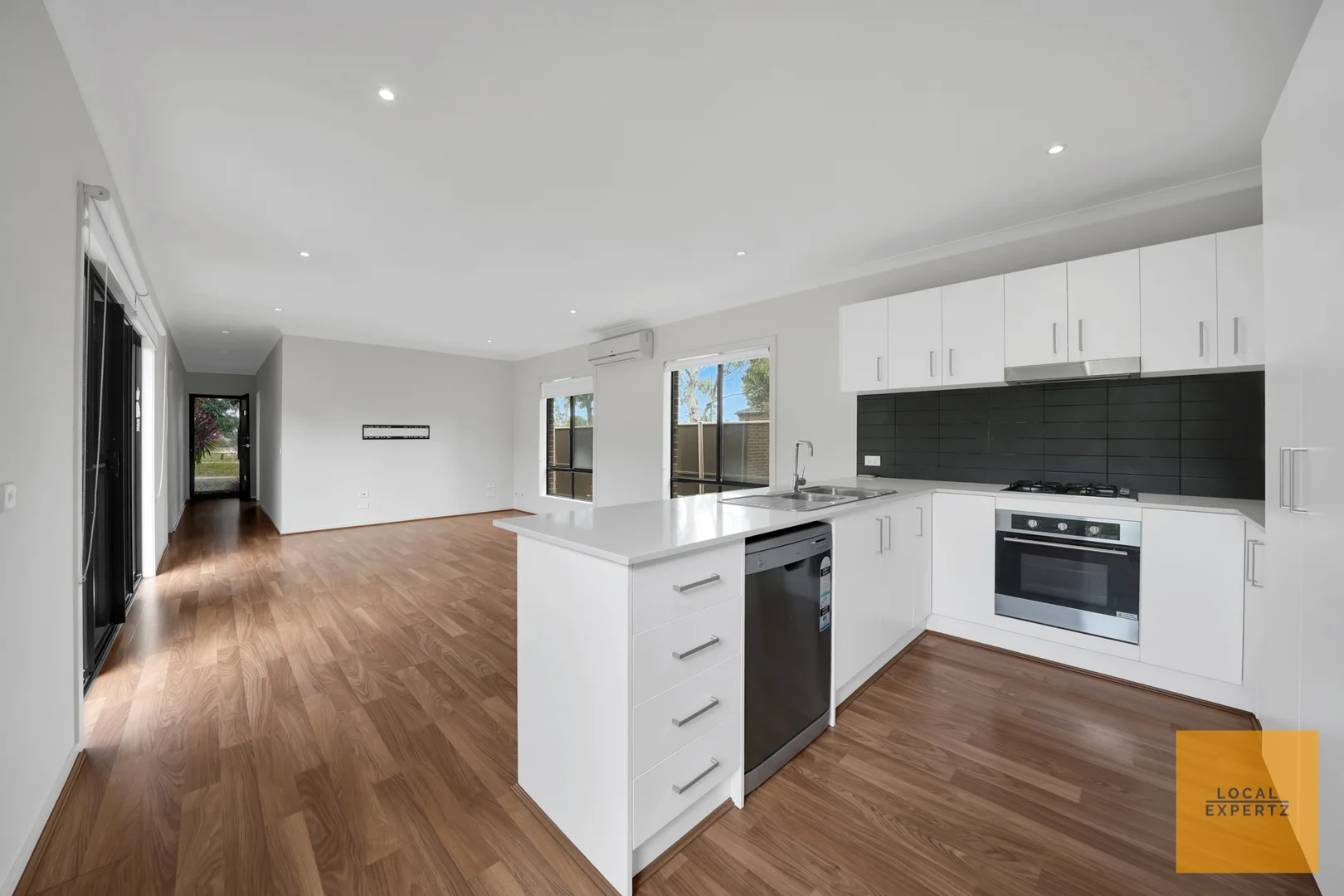 Additional image 4 of 127 Bridge Road, Cobblebank VIC 3338