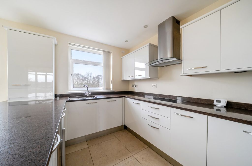 Additional image 6 of 2 bed flat for saleBeech Grove, Harrogate, North Yorkshire HG2