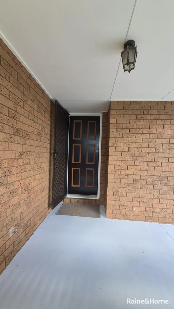 Additional image 3 of 12 Hospital Terrace, Nanango QLD 4615
